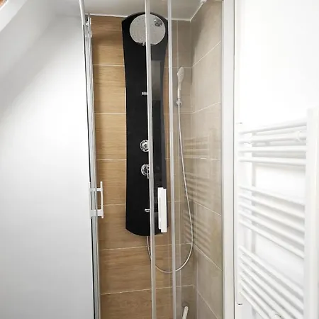 Apartment Black *